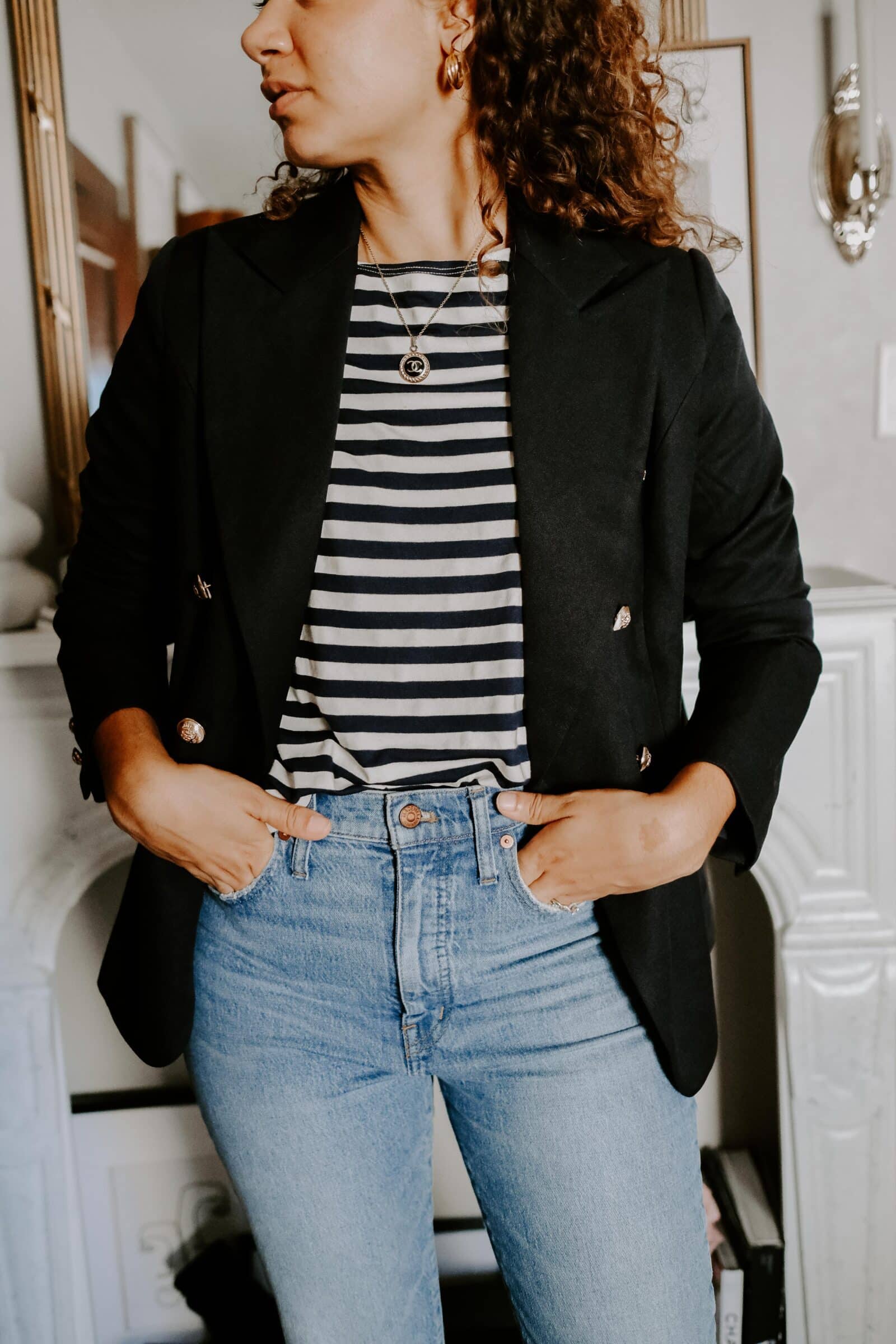 navy blue striped boatneck shirt outfit