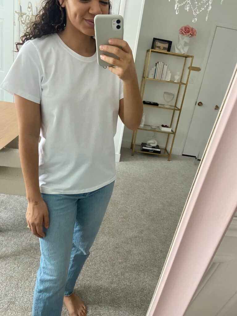 Uniqlo white t-shirt 